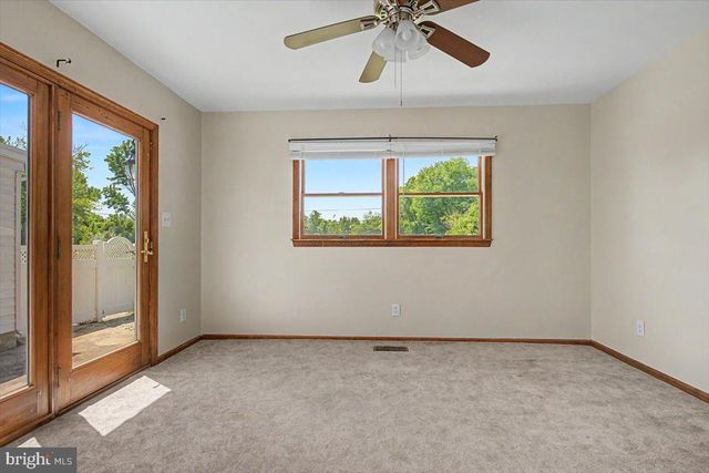 65 E NETHERFIELD RD, Wilmington, DE 19804