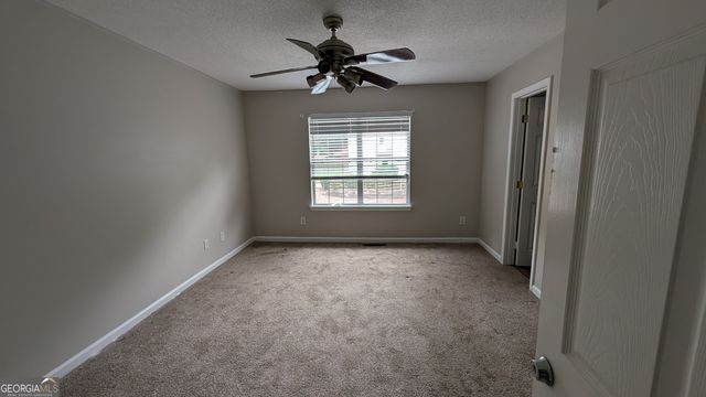 370 Brentwood Drive, Newnan, GA 30263
