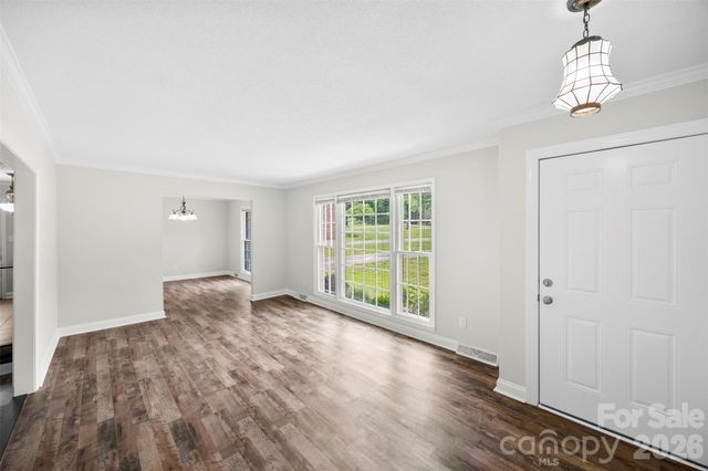 22 Forest Hill Road, Belmont, NC 28012