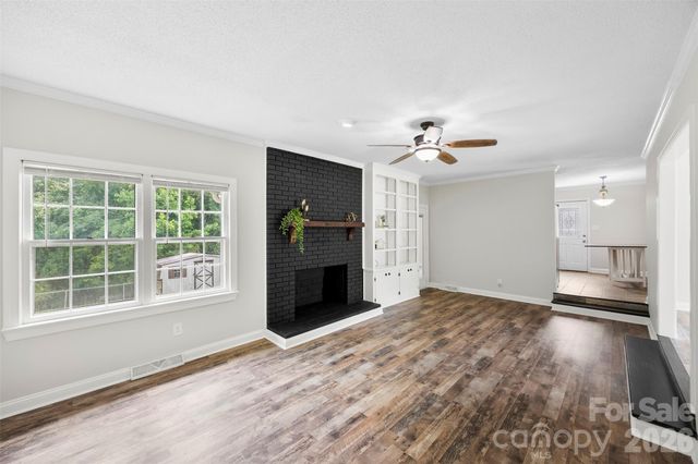 22 Forest Hill Road, Belmont, NC 28012