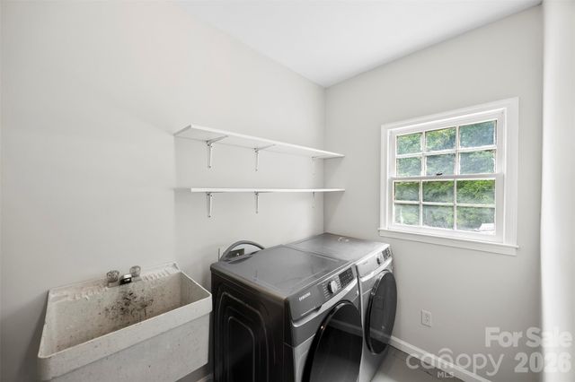 22 Forest Hill Road, Belmont, NC 28012