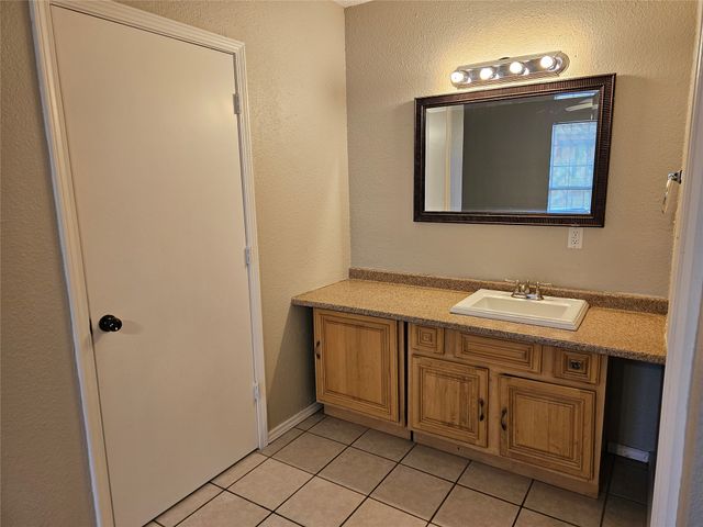 3108 Galemeadow Drive, Fort Worth, TX 76123