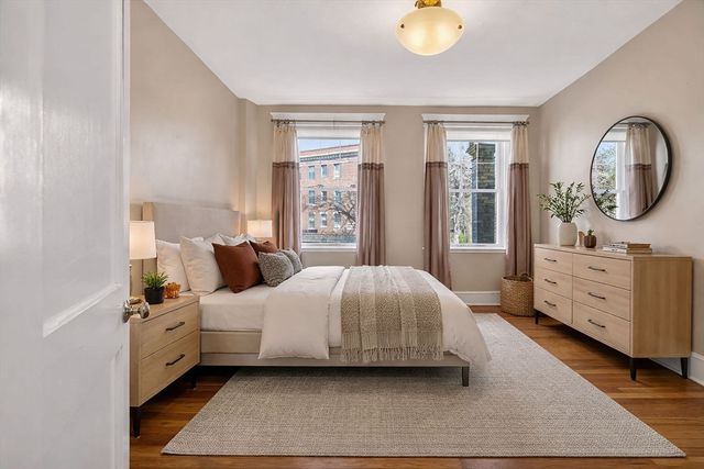 164 Strathmore R 4, Boston, MA 02135