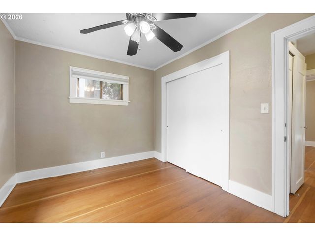 7615 Se MORRISON St, Portland, OR 97215