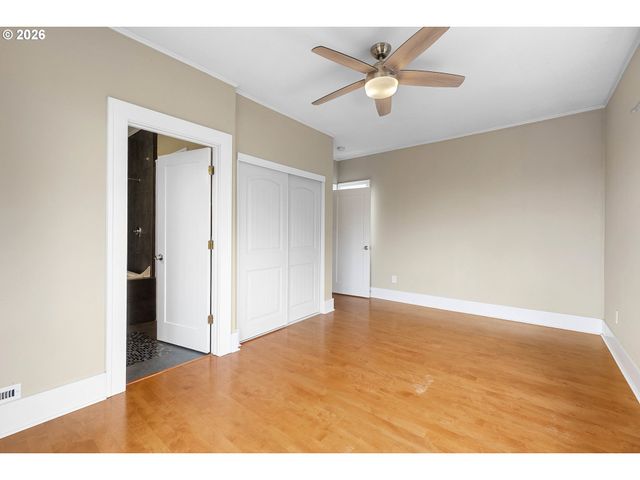 7615 Se MORRISON St, Portland, OR 97215