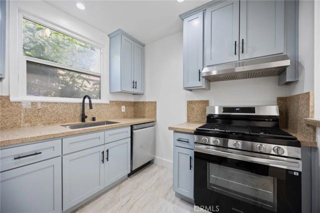 616 Sunset, Venice, CA 90291