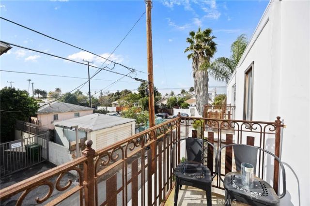 616 Sunset, Venice, CA 90291