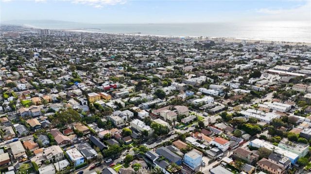 616 Sunset, Venice, CA 90291