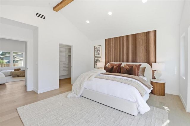 655 Washington Street, Los Altos, CA 94022