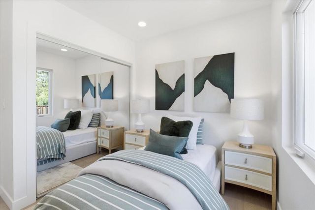 655 Washington Street, Los Altos, CA 94022