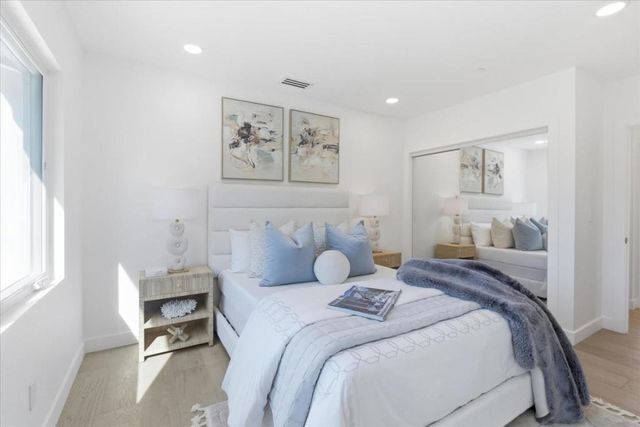 655 Washington Street, Los Altos, CA 94022