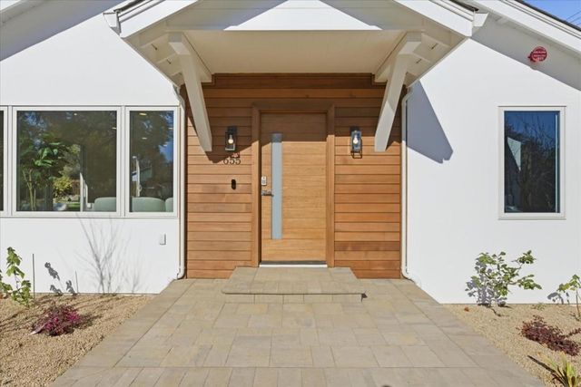 655 Washington Street, Los Altos, CA 94022