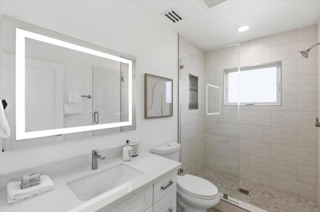 655 Washington Street, Los Altos, CA 94022