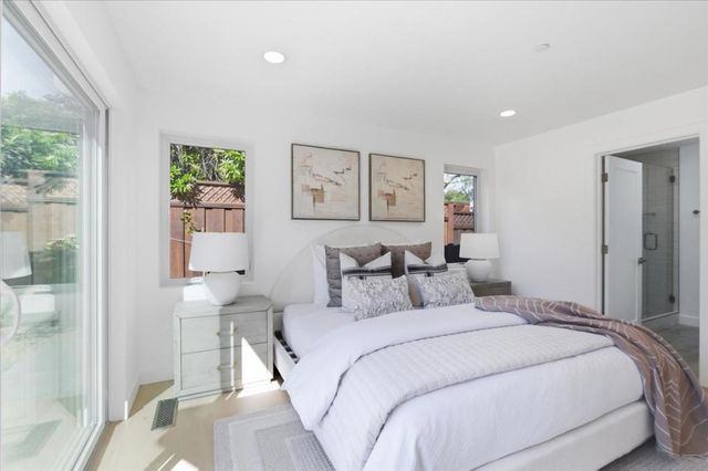 655 Washington Street, Los Altos, CA 94022