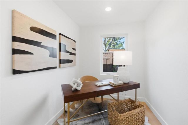 655 Washington Street, Los Altos, CA 94022