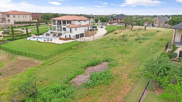 1047 Mallard Pointe Drive, Grand Prairie, TX 75104