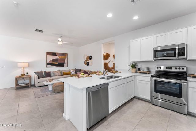 12504 E VERBINA Lane, Florence, AZ 85132
