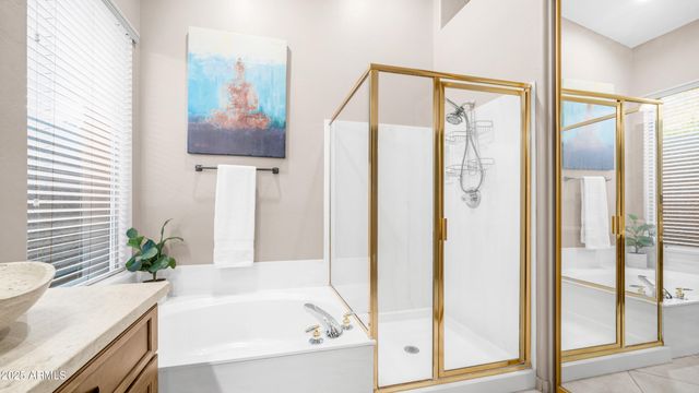 6334 E VIEWMONT Drive 25, Mesa, AZ 85215