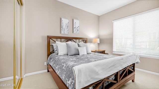 6334 E VIEWMONT Drive 25, Mesa, AZ 85215