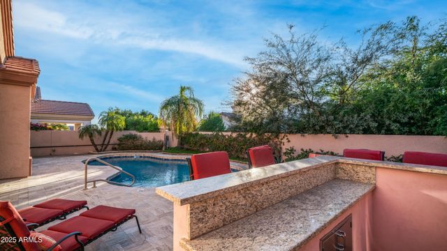6334 E VIEWMONT Drive 25, Mesa, AZ 85215