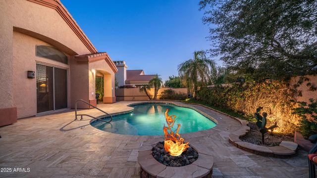6334 E VIEWMONT Drive 25, Mesa, AZ 85215