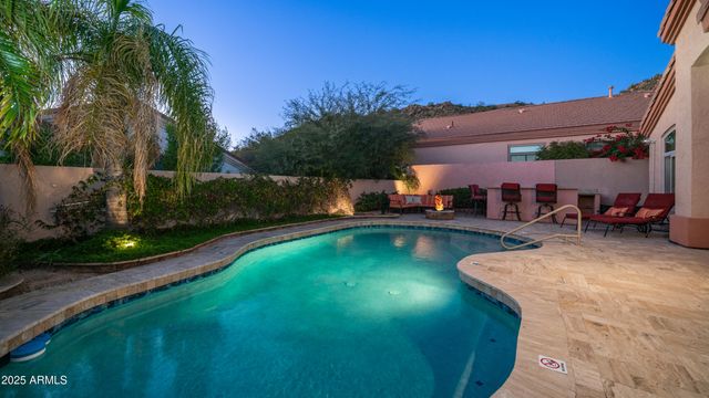 6334 E VIEWMONT Drive 25, Mesa, AZ 85215