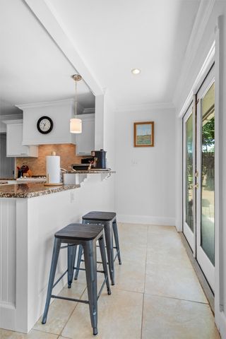 1705 Manchester Drive, Arlington, TX 76012