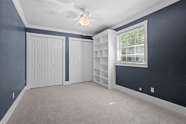 1705 Manchester Drive, Arlington, TX 76012
