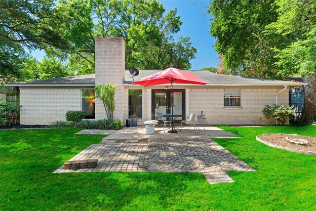 1705 Manchester Drive, Arlington, TX 76012