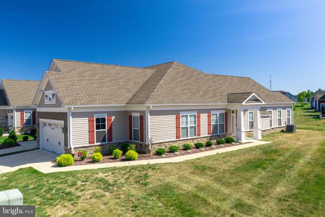 14 CAMDEN CIR, La Plata, MD 20646