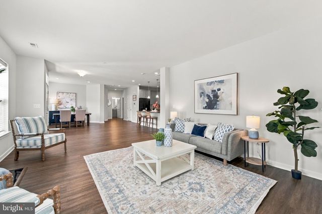 14 CAMDEN CIR, La Plata, MD 20646