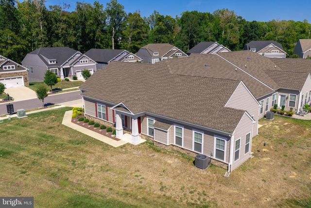 14 CAMDEN CIR, La Plata, MD 20646