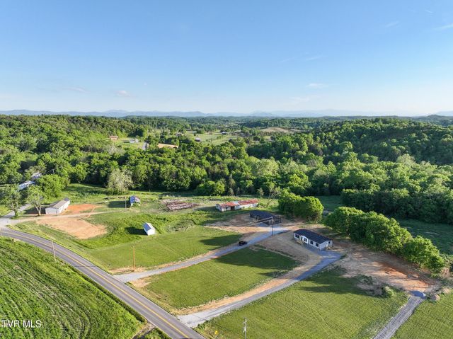 555 Mcdonald Road, Midway, TN 37809