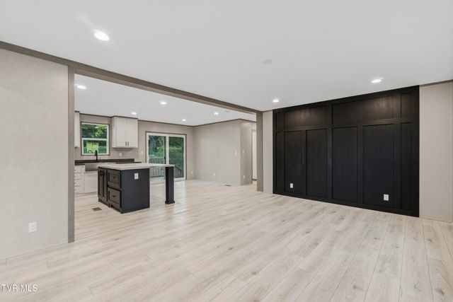 555 Mcdonald Road, Midway, TN 37809