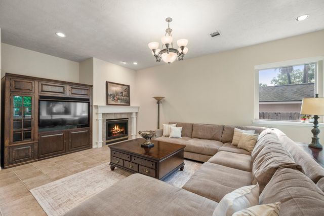 6615 Haughton Drive, Spring, TX 77389