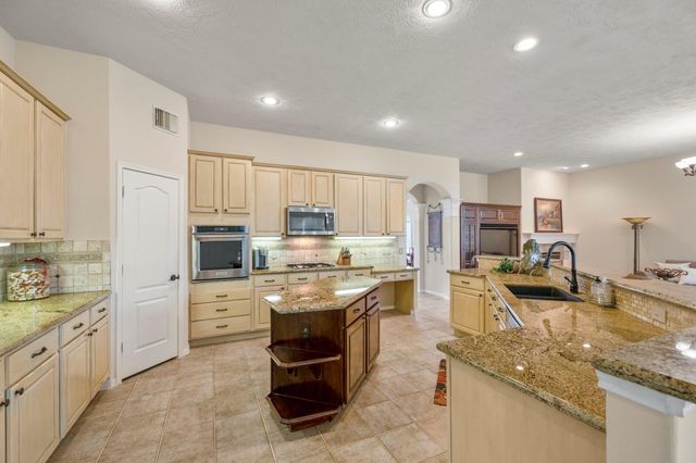 6615 Haughton Drive, Spring, TX 77389