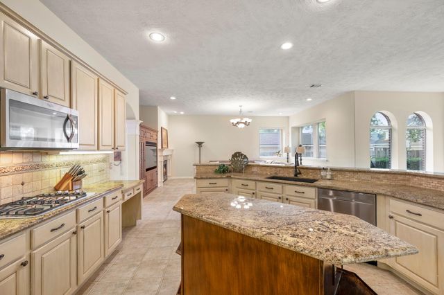 6615 Haughton Drive, Spring, TX 77389