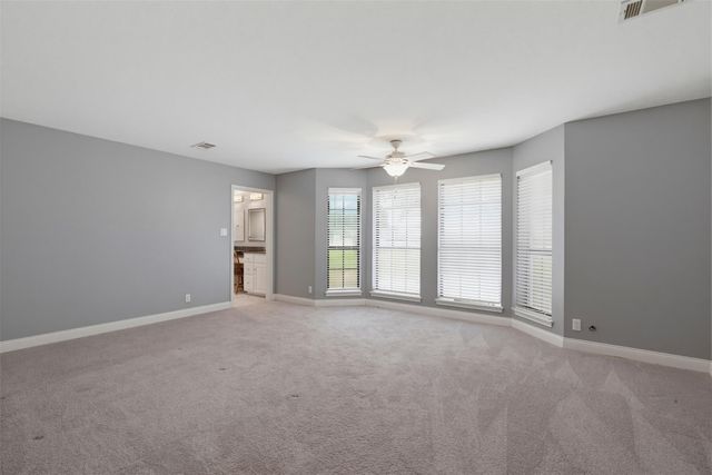 133 Champions DR, Rockdale, TX 76567