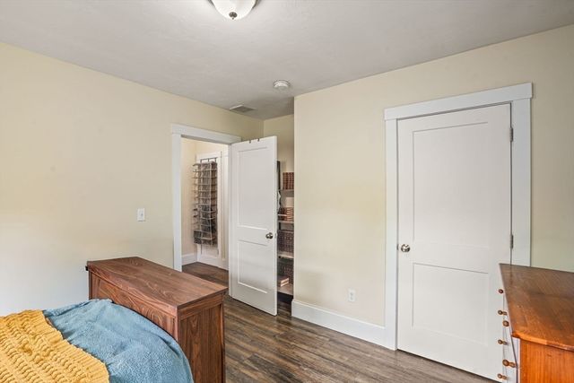 21 Forest Avenue Ct, Plymouth, MA 02360