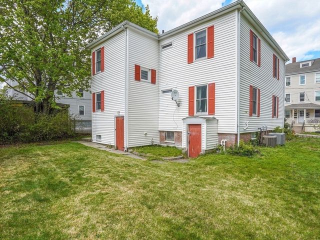 21 Forest Avenue Ct, Plymouth, MA 02360