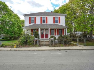 21 Forest Avenue Ct, Plymouth, MA 02360