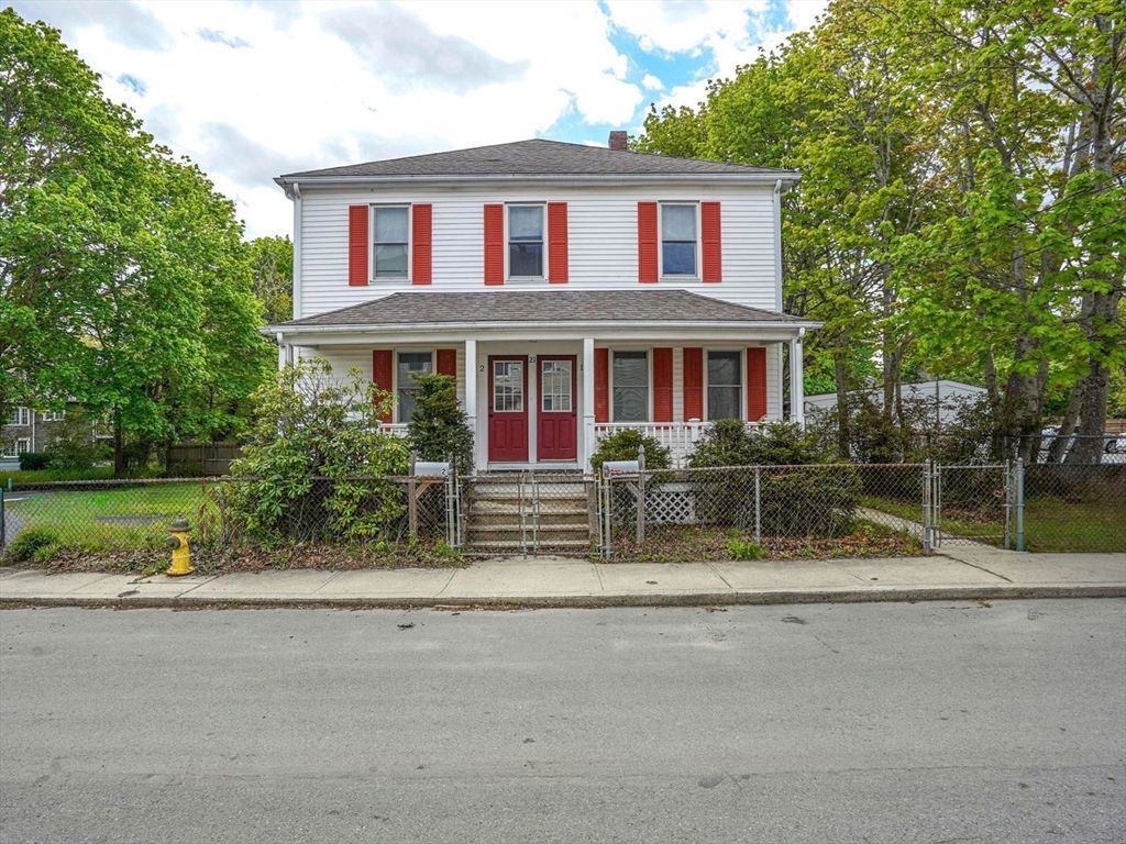 21 Forest Avenue Ct, Plymouth, MA 02360