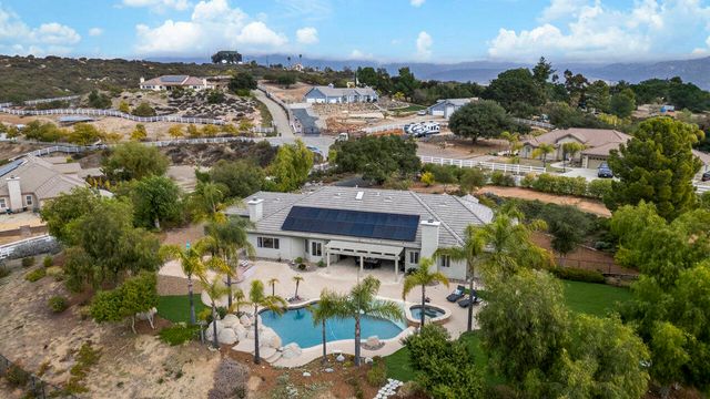 30012 Mckenna Heights Court, Valley Center, CA 92082