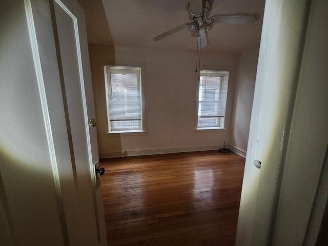 9202 S Loomis Street 1, Chicago, IL 60620