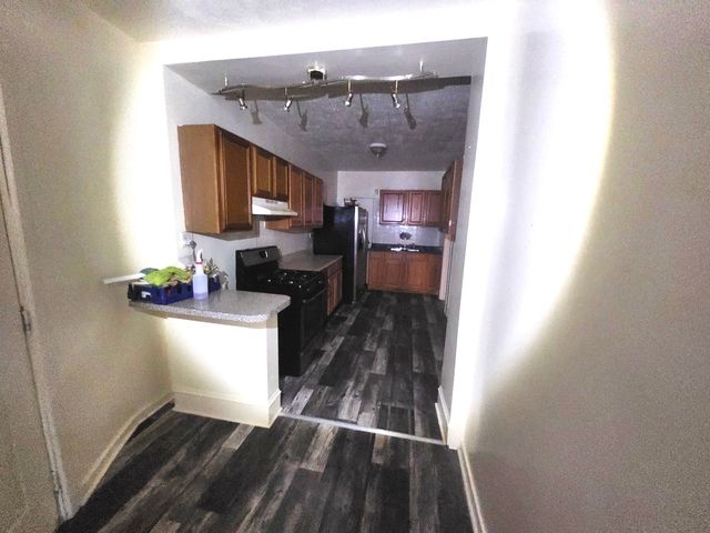 9202 S Loomis Street 1, Chicago, IL 60620
