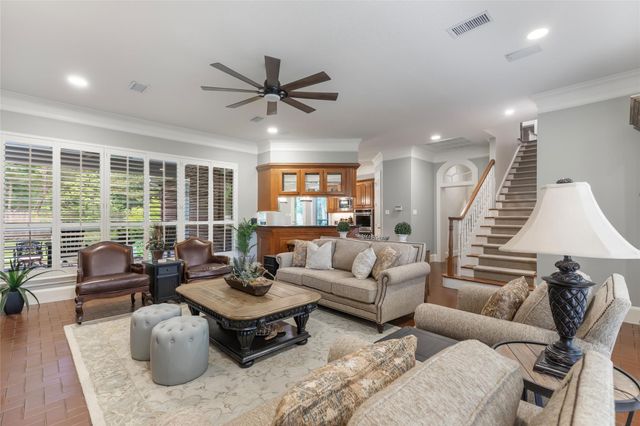 1506 Sheltering Oaks Lane, Kingwood, TX 77345