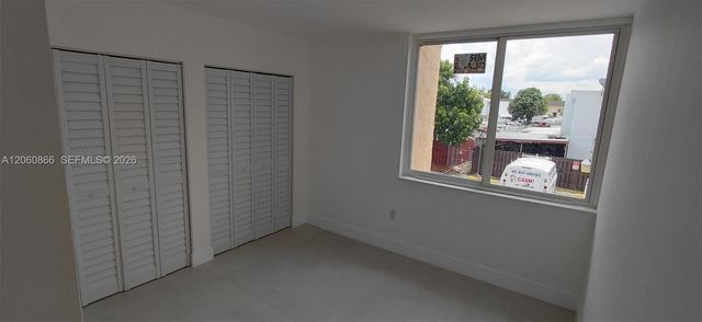 1115 W 38th Terrace 50, Hialeah, FL 33012