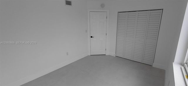 1115 W 38th Terrace 50, Hialeah, FL 33012