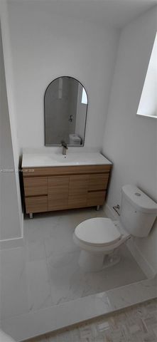 1115 W 38th Terrace 50, Hialeah, FL 33012