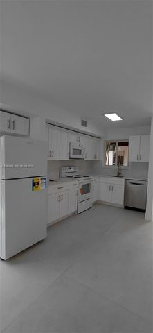 1115 W 38th Terrace 50, Hialeah, FL 33012